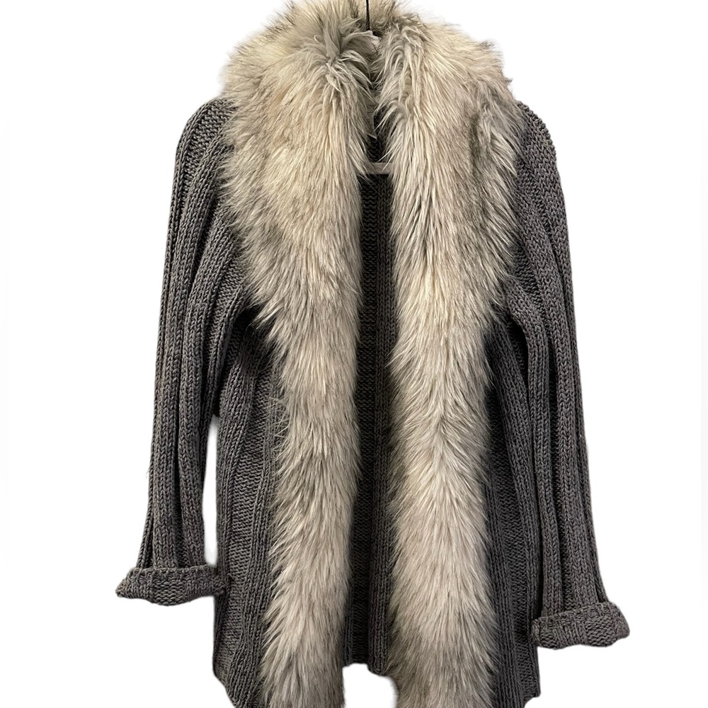Chico’s Size 3 (XL) Sweater with Faux Fox Fur